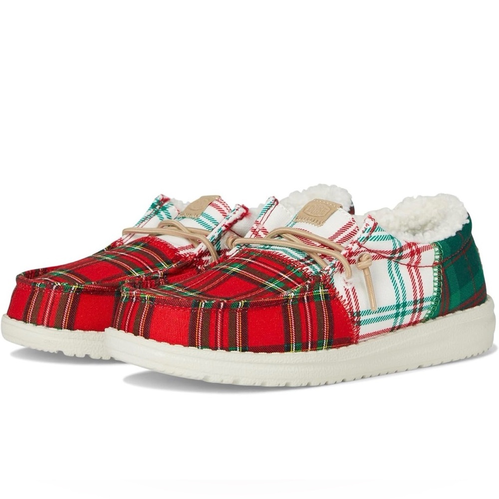 NEW‎ Hey Dude Unisex Child Wally Red White Green size 1 Little Kid